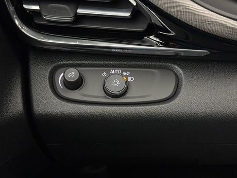 New 2026 Buick Envista Avenir image 22