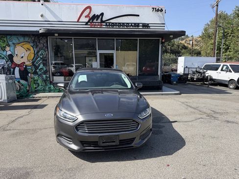 Used 2016 Ford Fusion S FWD image 2