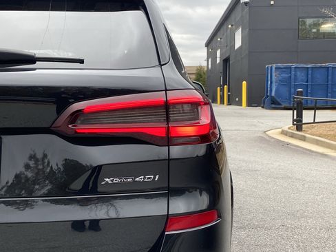 Used 2023 BMW X5 xDrive40i w/ M Sport Package image 52