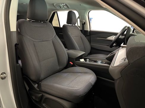 New 2026 Ford Explorer Active RWD image 28