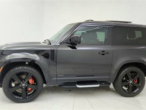 Used 2022 Land Rover Defender 90 X image 3