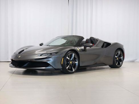 Certified 2025 Ferrari SF90 Spider AWD/4WD image 3