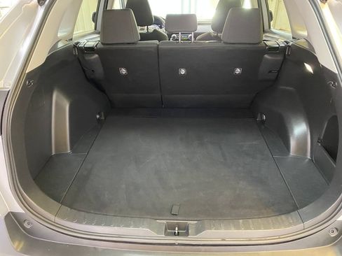 Used 2025 Toyota RAV4 LE AWD/4WD image 28