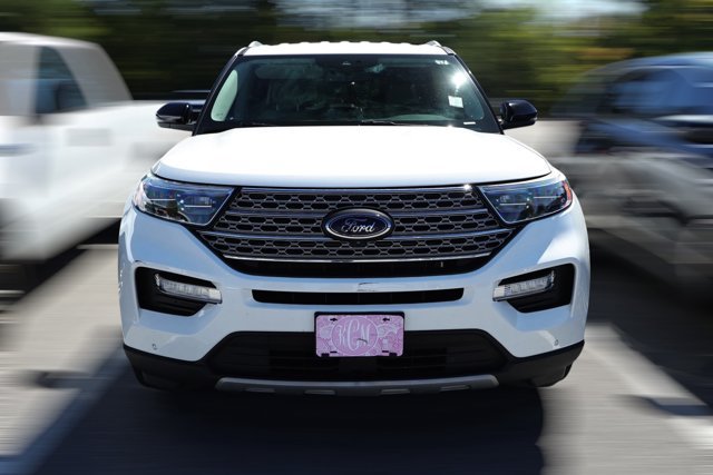 Used 2020 Ford Explorer Limited w/ Class III Trailer Tow Package RWD image 3