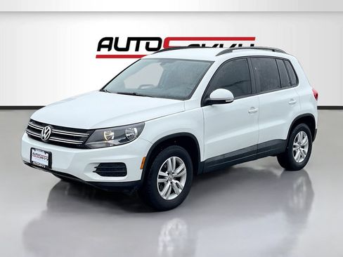 Used 2016 Volkswagen Tiguan S FWD image 3
