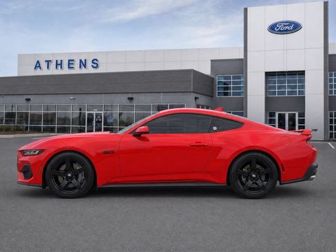 Used 2025 Ford Mustang GT RWD image 7