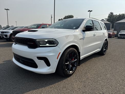 Used 2024 Dodge Durango R/T w/ Tow 'N Go Group AWD/4WD image 7
