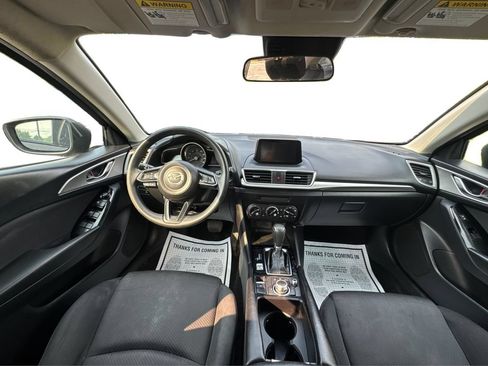 Used 2018 MAZDA MAZDA3 Sport FWD image 24