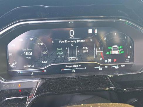 Used 2023 GMC Sierra 1500 SLT w/ SLT Premium Plus Package AWD/4WD image 6