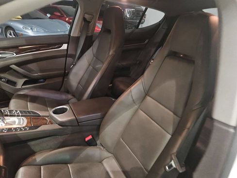 Used 2010 Porsche Panamera S image 50