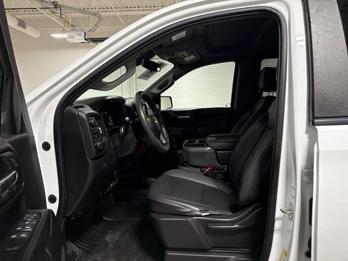 Used 2021 Chevrolet Silverado 1500 W/T w/ WT Value Package AWD/4WD image 19