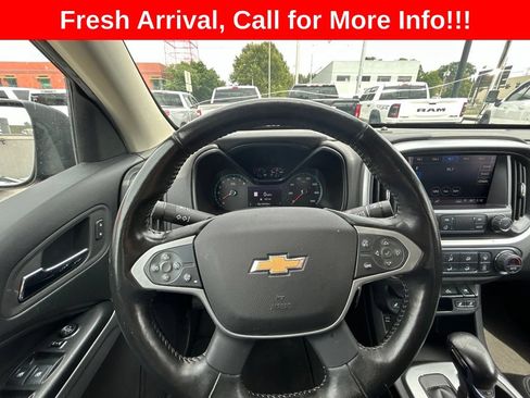 Used 2022 Chevrolet Colorado LT w/ Redline Special Edition AWD/4WD image 8