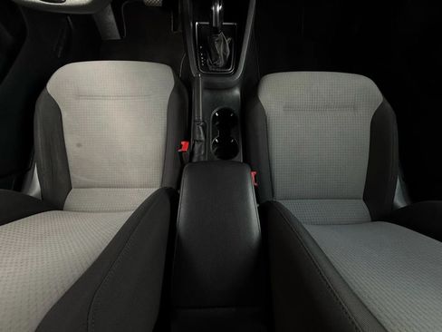 Used 2017 Volkswagen Jetta S image 47