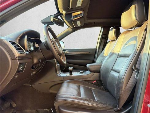 Used 2014 Jeep Grand Cherokee Summit image 11