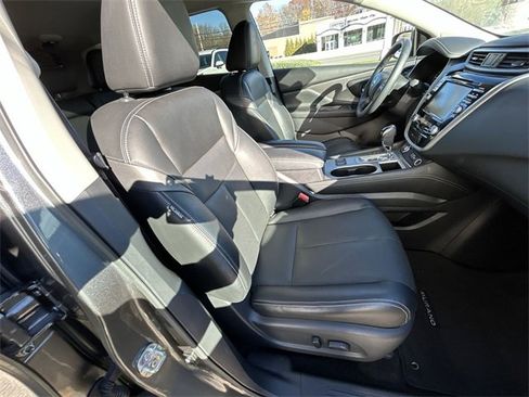 Used 2020 Nissan Murano SL image 25
