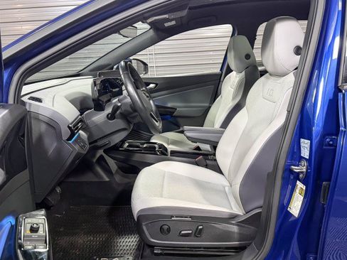 Used 2021 Volkswagen ID.4 Pro S image 13
