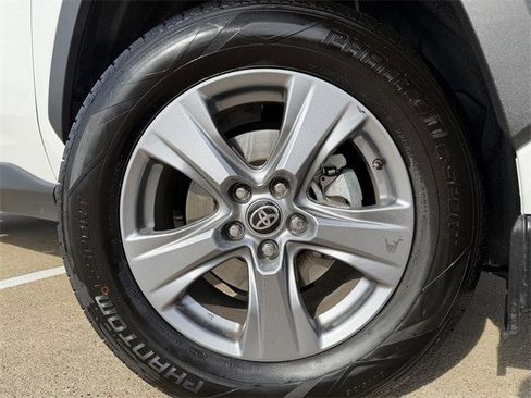 Certified 2024 Toyota RAV4 XLE image 10