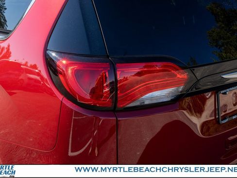 New 2026 Chrysler Voyager LX image 11