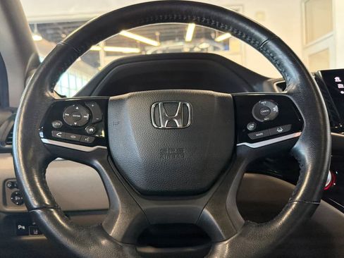 Used 2022 Honda Pilot Elite image 28
