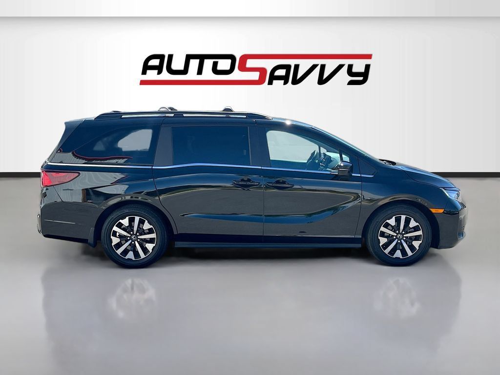 Used 2026 Honda Odyssey EX-L image 8