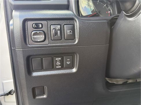 Used 2022 Toyota 4Runner SR5 Premium image 16