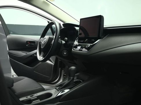 Used 2024 Toyota Corolla LE image 59