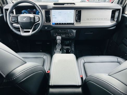 New 2026 Ford Bronco Outer Banks AWD/4WD image 24
