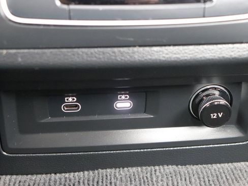 Used 2024 Audi A6 Premium Plus image 23