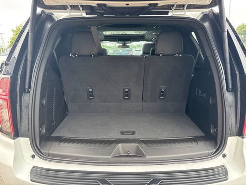 Used 2022 Chevrolet Tahoe LT w/ LT Signature Package AWD/4WD image 38