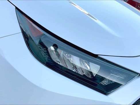 Used 2022 Toyota RAV4 LE image 25