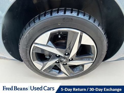 Used 2021 Hyundai Elantra SEL w/ Convenience + Premium Package FWD image 40