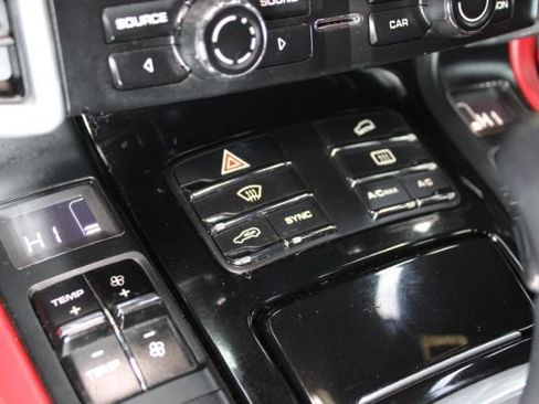 Used 2015 Porsche Cayenne S AWD/4WD image 17