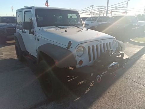 Used 2013 Jeep Wrangler Sport AWD/4WD image 6