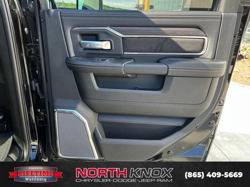 New 2026 RAM 2500 Laramie AWD/4WD image 25