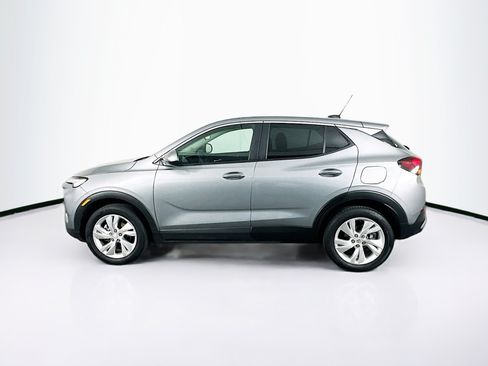 Used 2025 Buick Encore GX Preferred AWD/4WD image 4