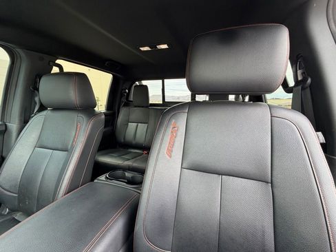 Used 2023 Nissan Titan PRO-4X w/ Pro-4x Convenience Package AWD/4WD image 13