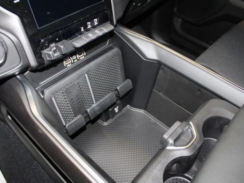 New 2026 RAM 1500 Big Horn AWD/4WD image 21