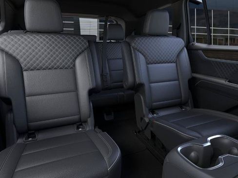 New 2027 GMC Acadia Denali FWD image 17