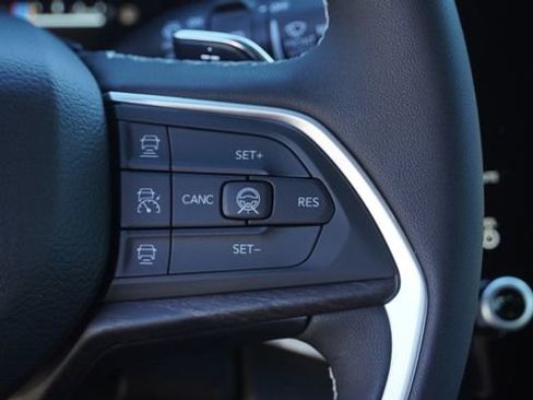 New 2026 Jeep Grand Cherokee Limited image 28