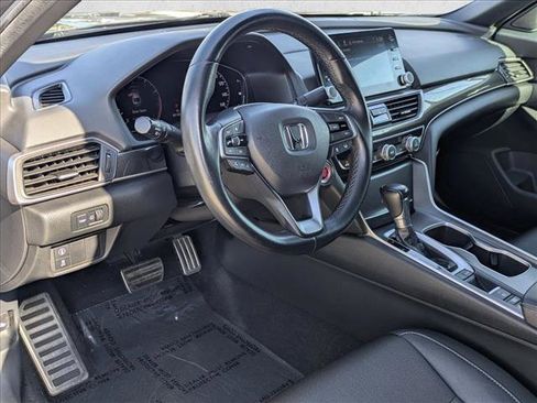 Used 2019 Honda Accord Sport image 10