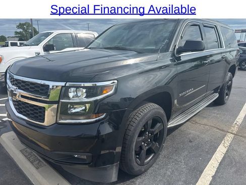 Used 2020 Chevrolet Suburban LT w/ Luxury Package RWD image 1