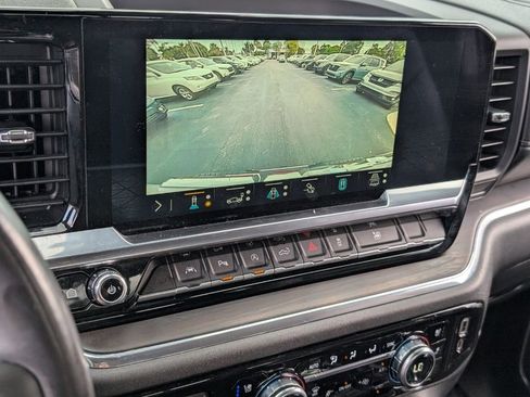 Used 2023 GMC Sierra 1500 SLT w/ SLT Premium Plus Package image 23