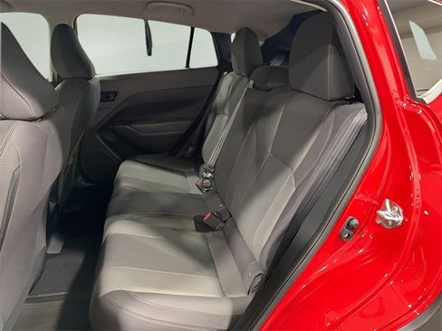 Used 2024 Subaru Crosstrek 2.0i image 28