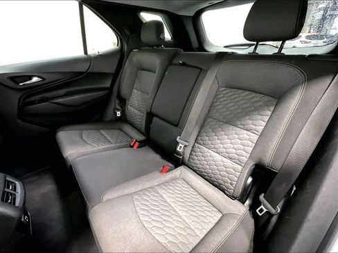 Used 2019 Chevrolet Equinox LT image 34