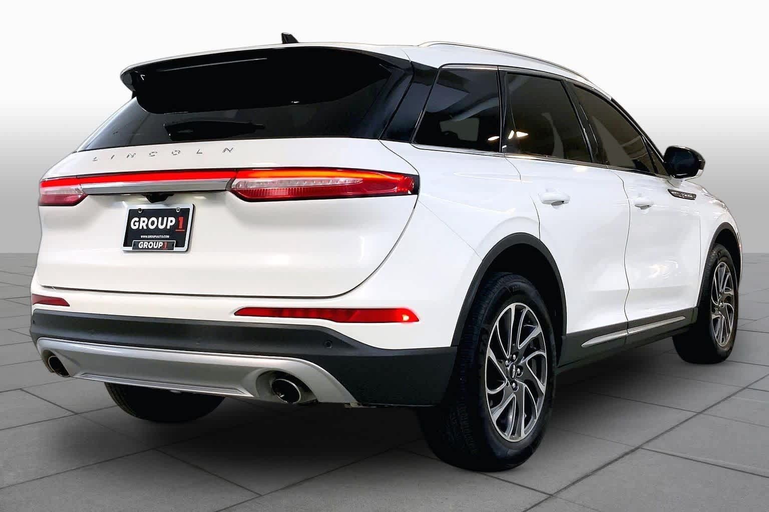 Used 2020 Lincoln Corsair AWD w/ Equipment Group 101A image 12