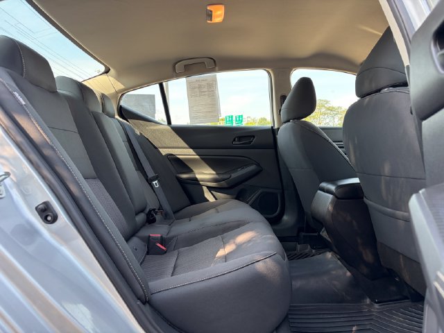 Used 2024 Nissan Altima 2.5 SV AWD/4WD image 19