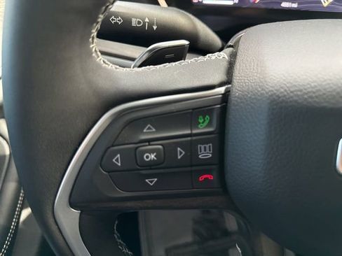 Used 2025 Jeep Grand Cherokee L Limited image 16