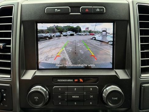 Used 2020 Ford F150 XLT w/ Equipment Group 302A Luxury AWD/4WD image 9