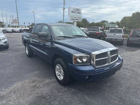 Used 2006 Dodge Dakota SLT w/ Trailer Tow Group RWD image 2
