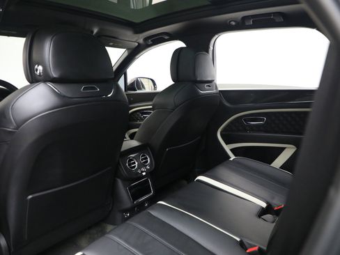 Certified 2022 Bentley Bentayga Speed image 18